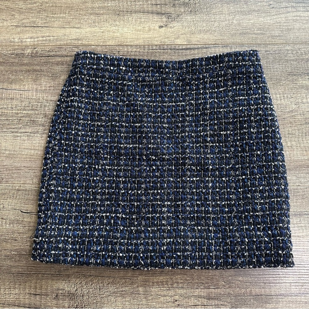 J. Crew Navy Blue Tweed Mini Skirt Size 2 – Classic & Chic